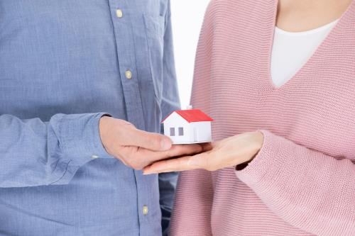 夫妻财产约定协议应该去哪里办公证？